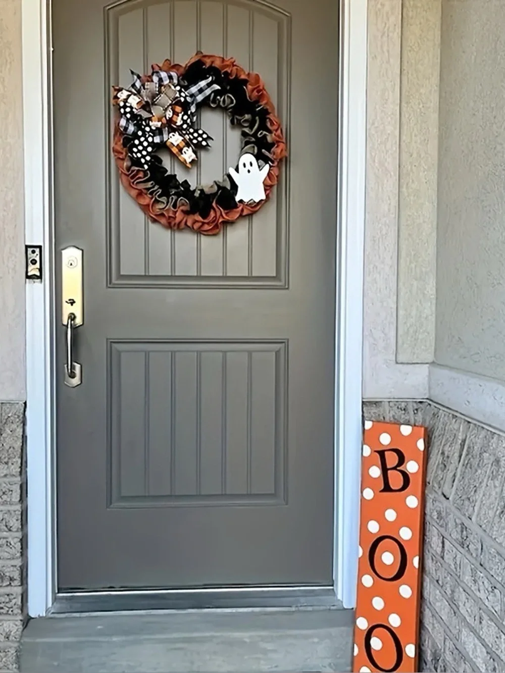 Halloween Decorative Ghost Wreath